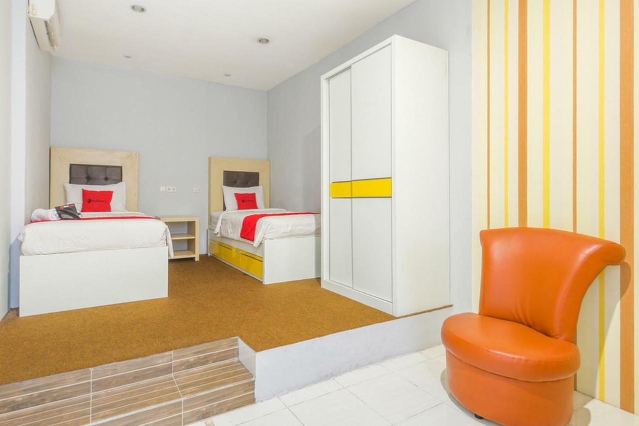 Hotel Reddoorz At Siwalankerto Surabaja Exteriér fotografie