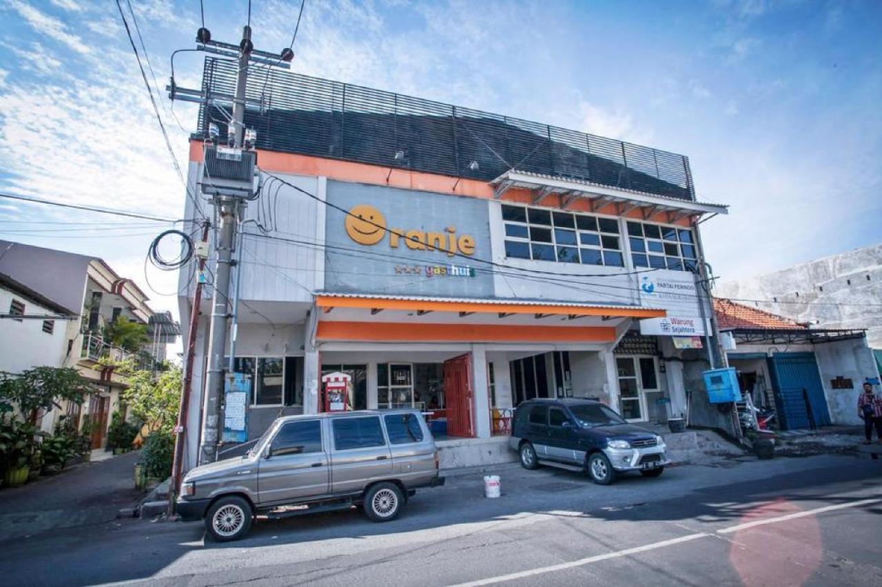 Hotel Reddoorz At Siwalankerto Surabaja Exteriér fotografie